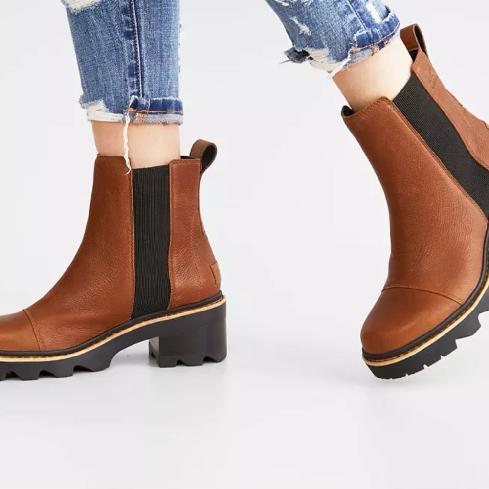 Sorel Chestnut Brown Chelsea Lug Ankle Boots